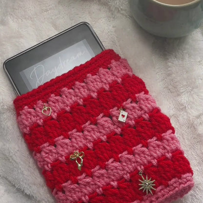 Romance Crochet Kindle Sleeve – Handmade Bookish Case